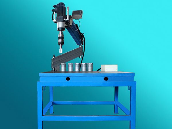 <b>數控攻絲機M6-M24</b>